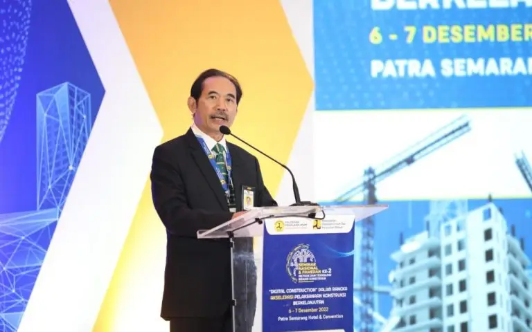 SEMINAR NASIONAL DAN PAMERAN POLITEKNIK PU SEMARANG