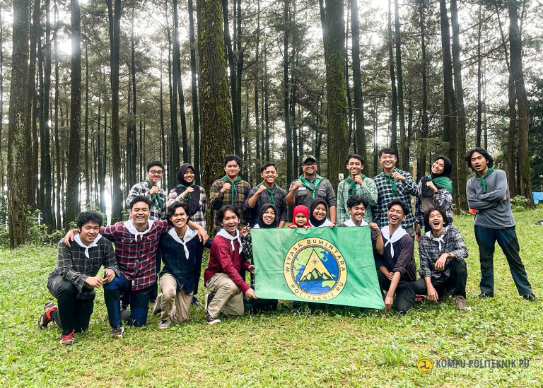 UKM Mapala melakukan kegiatan Summer Camp Wiyasa Bumintara di Nglimut Kendal