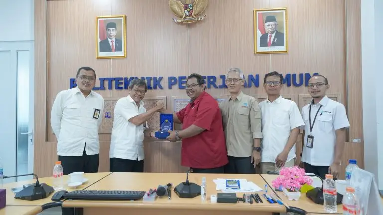 Politeknik Negeri Jakarta Kunjungi #SmartGreenCampus Politeknik PU