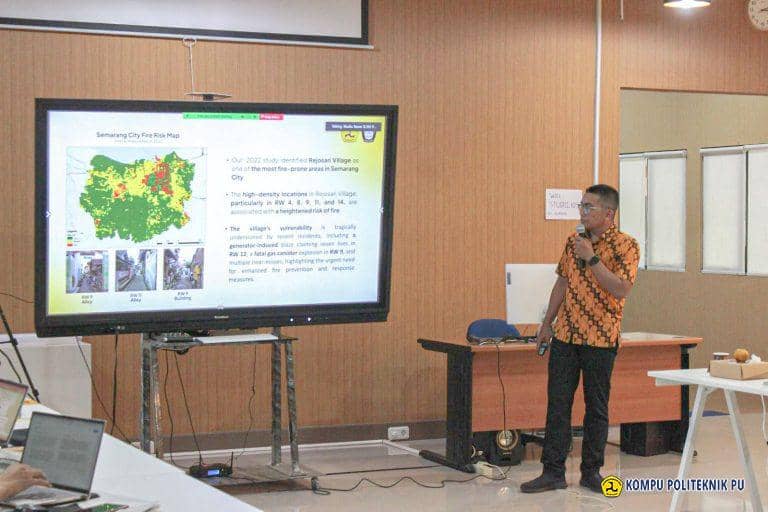 Dosen Politeknik Pekerjaan Umum Mengikuti Simposium Internasional