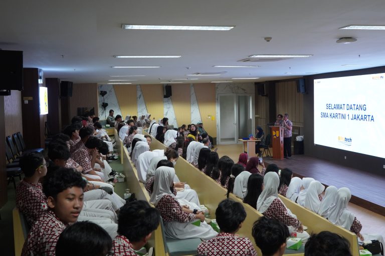 SMA Kartini 1 Jakarta Kunjungi PUtech: Seru, Keren, dan Bikin Tertarik Kuliah di Sini