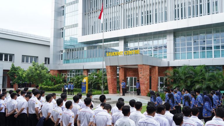 Politeknik Pekerjaan Umum Gelar Upacara Peringatan Hari Bela Negara ke-77