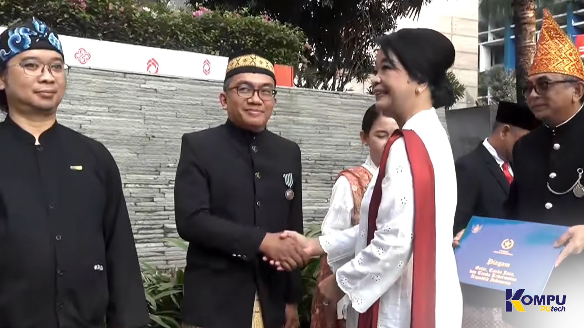 Inovasi untuk Keselamatan Masyarakat, Dosen Politeknik Pekerjaan Umum Dianugerahi Satyalancana Wira Karya