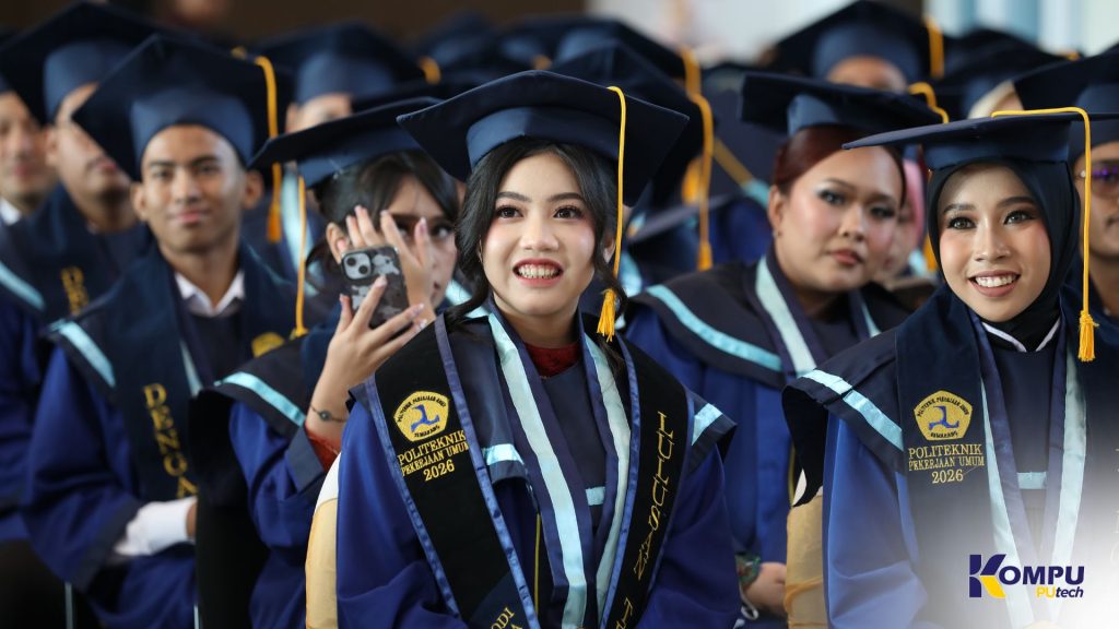 Wisuda ke-5 Politeknik Pekerjaan Umum, salah satu momen perjalanan mahasiswa menuju dunia profesional
